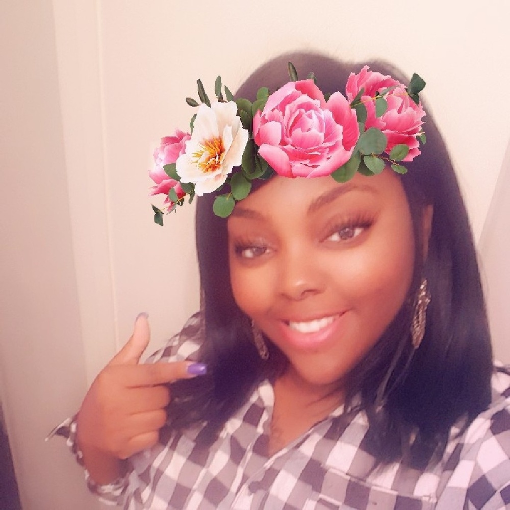 Meet your Posher, Phonia